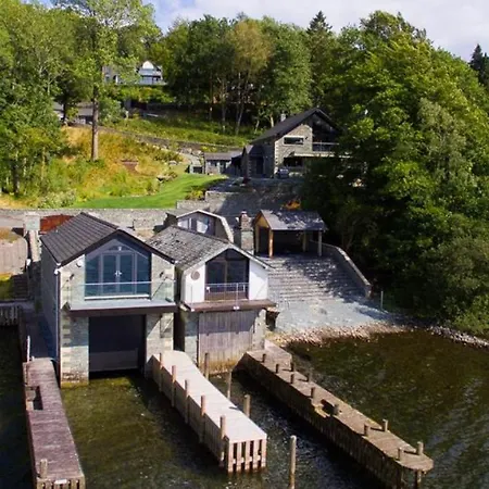 Lakeside At Louper Weir * Winster